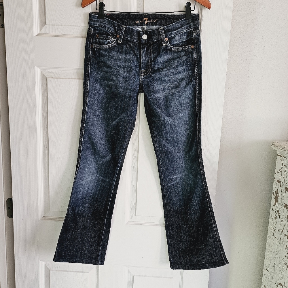 74AM 27 Actual 30.5"x 29" Excellent Condition